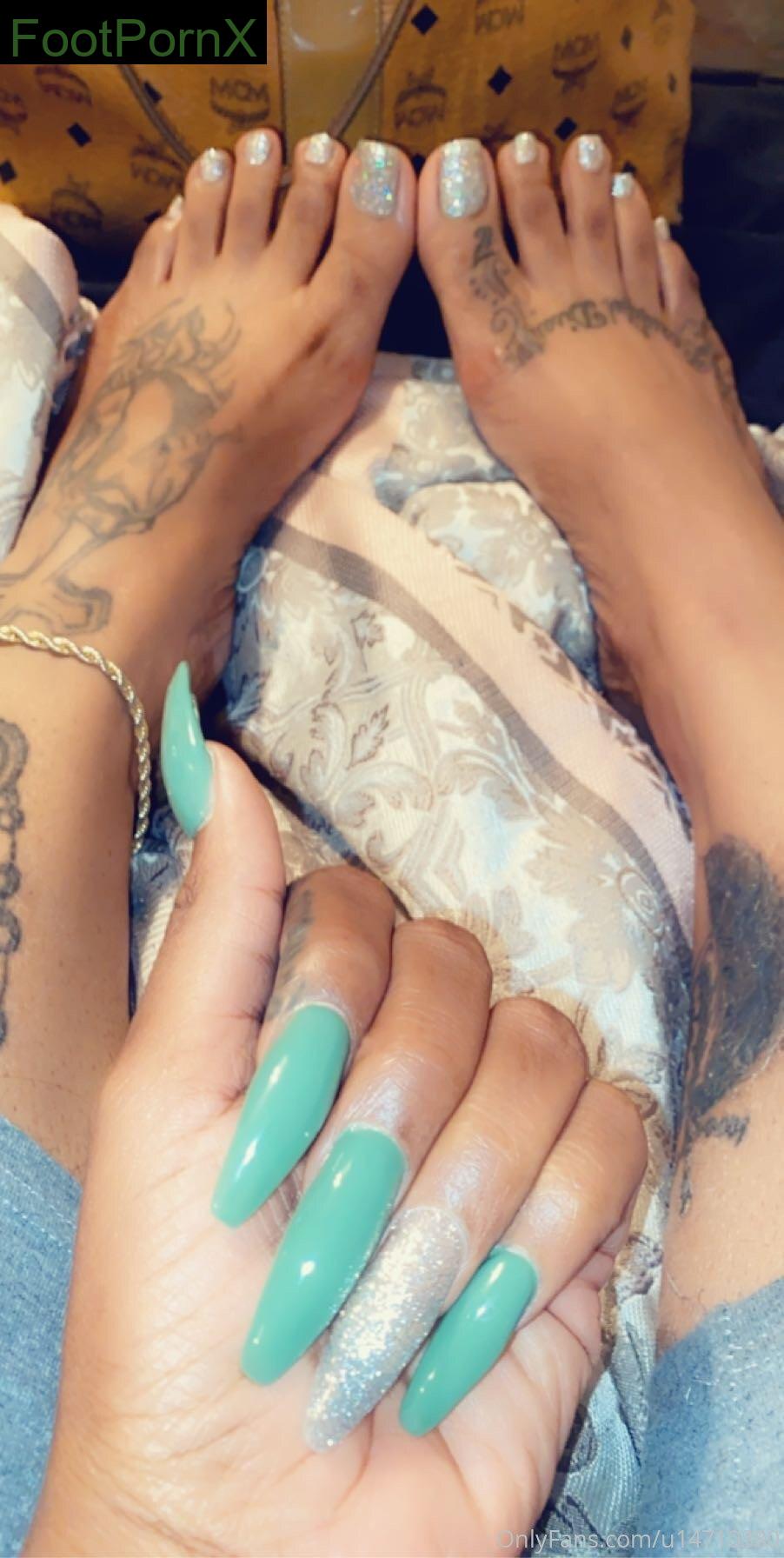 toetalpackage feet photo 1