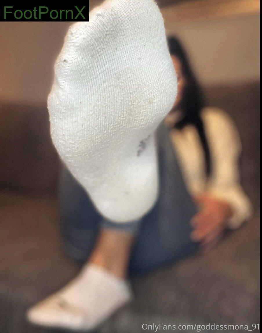 goddessmona_91 feet photo 2