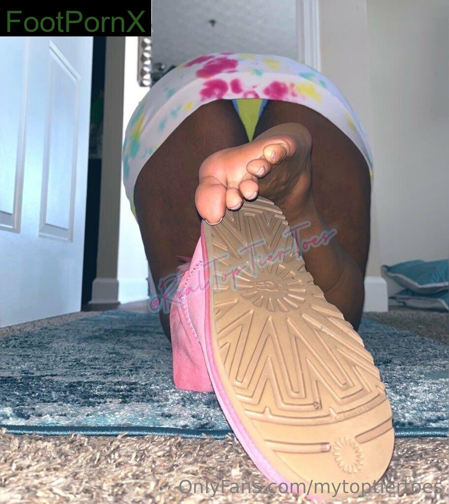 mytoptiertoes feet photo 2