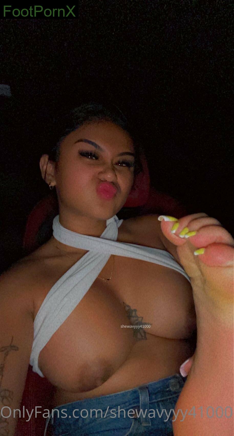 shewavyyy410 feet photo 5