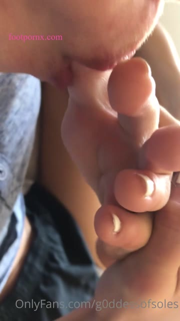g0ddessofsoles  foot porn 2