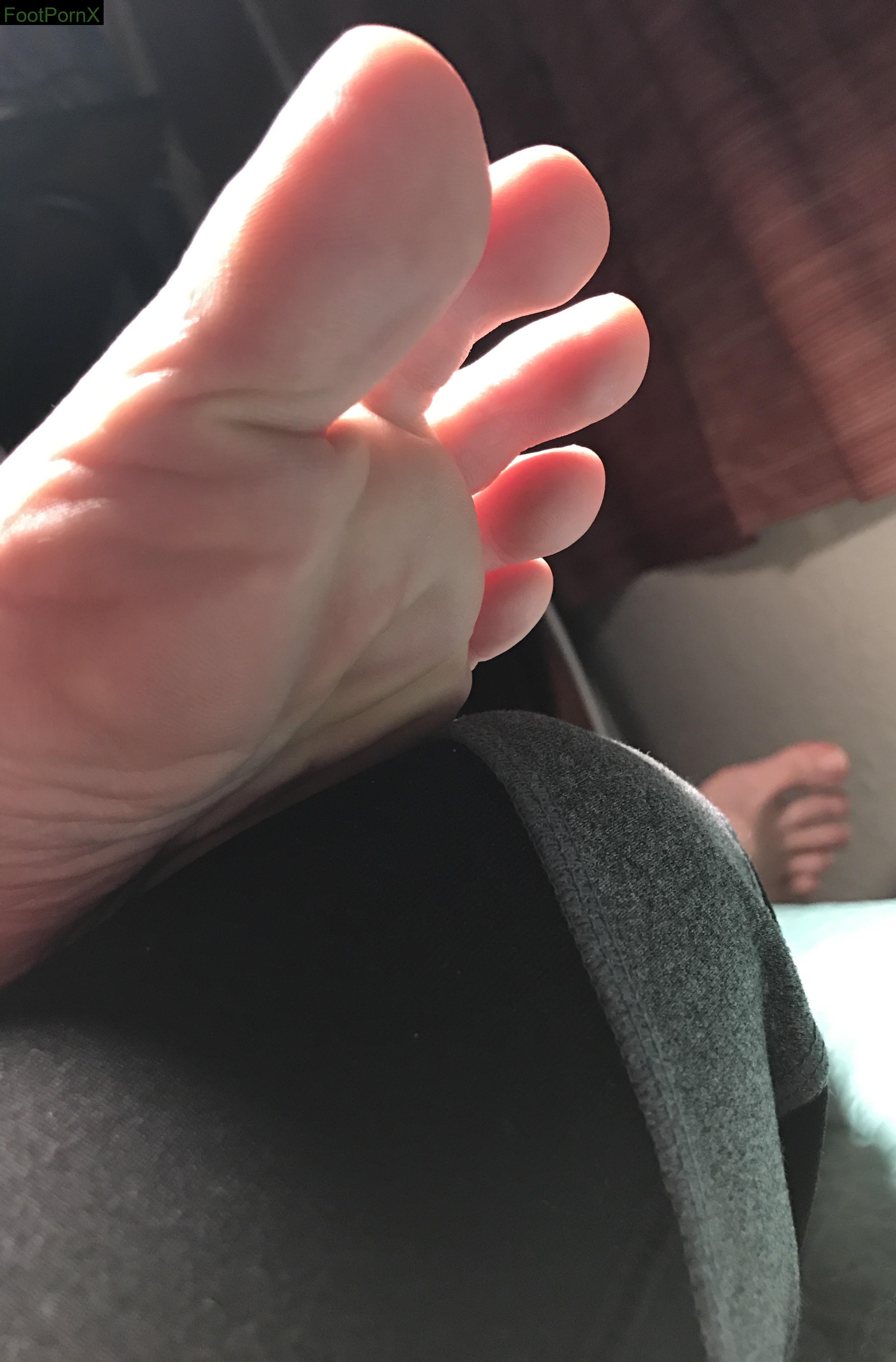 ilovebriannakelly feet photo 9