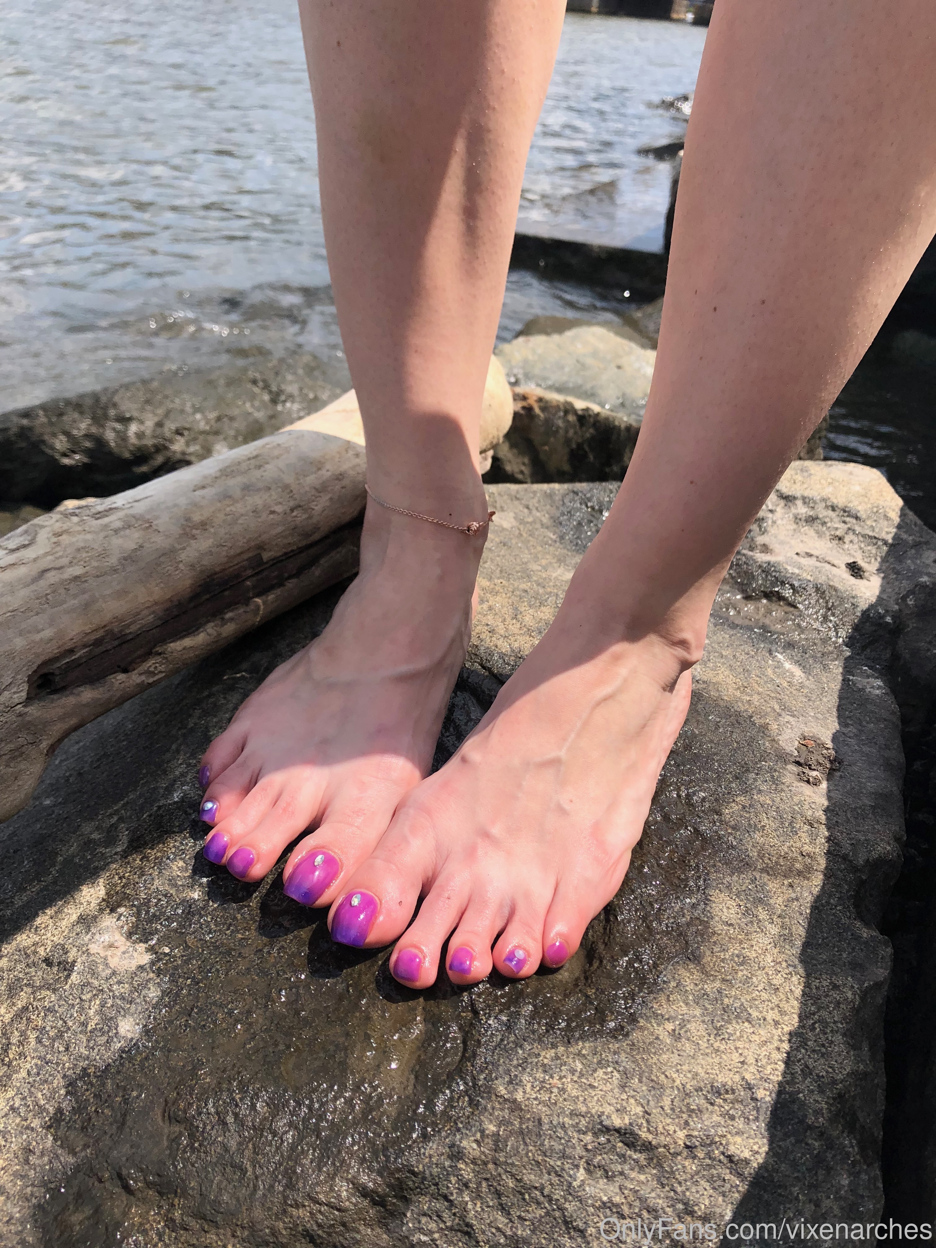 vixenarches feet photo 3