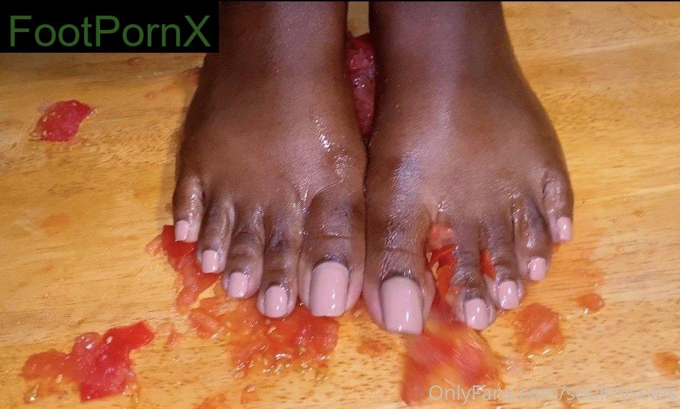 sultry-sultana feet photo 2