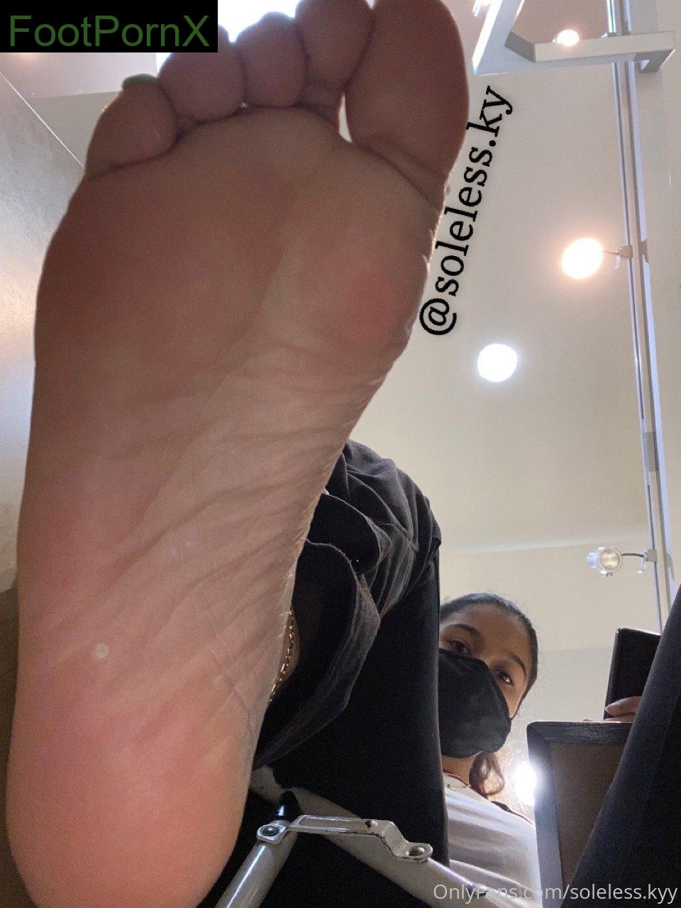 soleless.ky feet photo 8