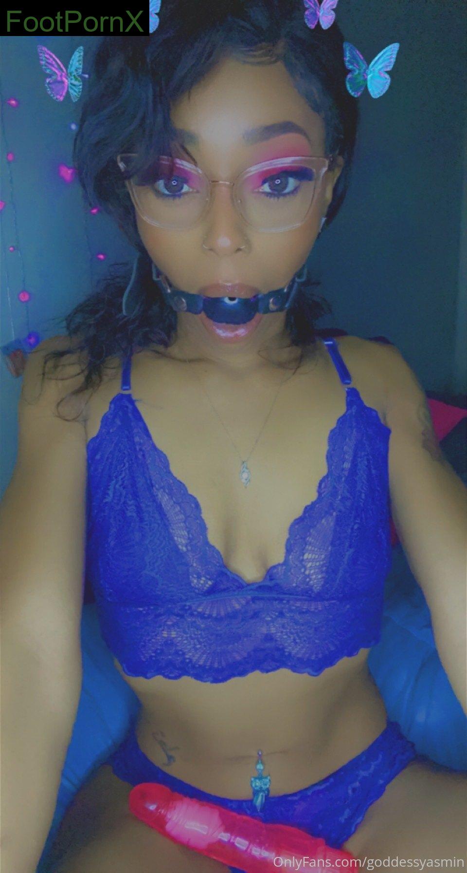 goddessyasmin feet photo 10