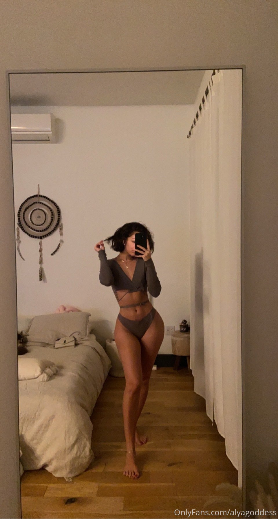 alyagoddess feet photo 7