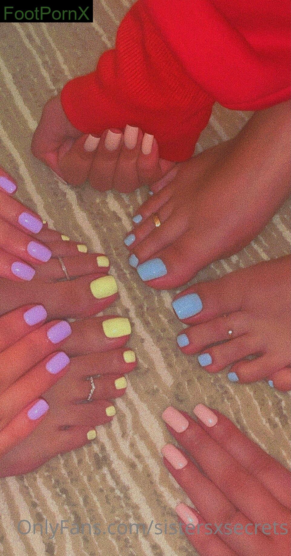 sistersxsecrets feet photo 1