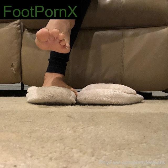 PrettyFeetParis feet photo 5