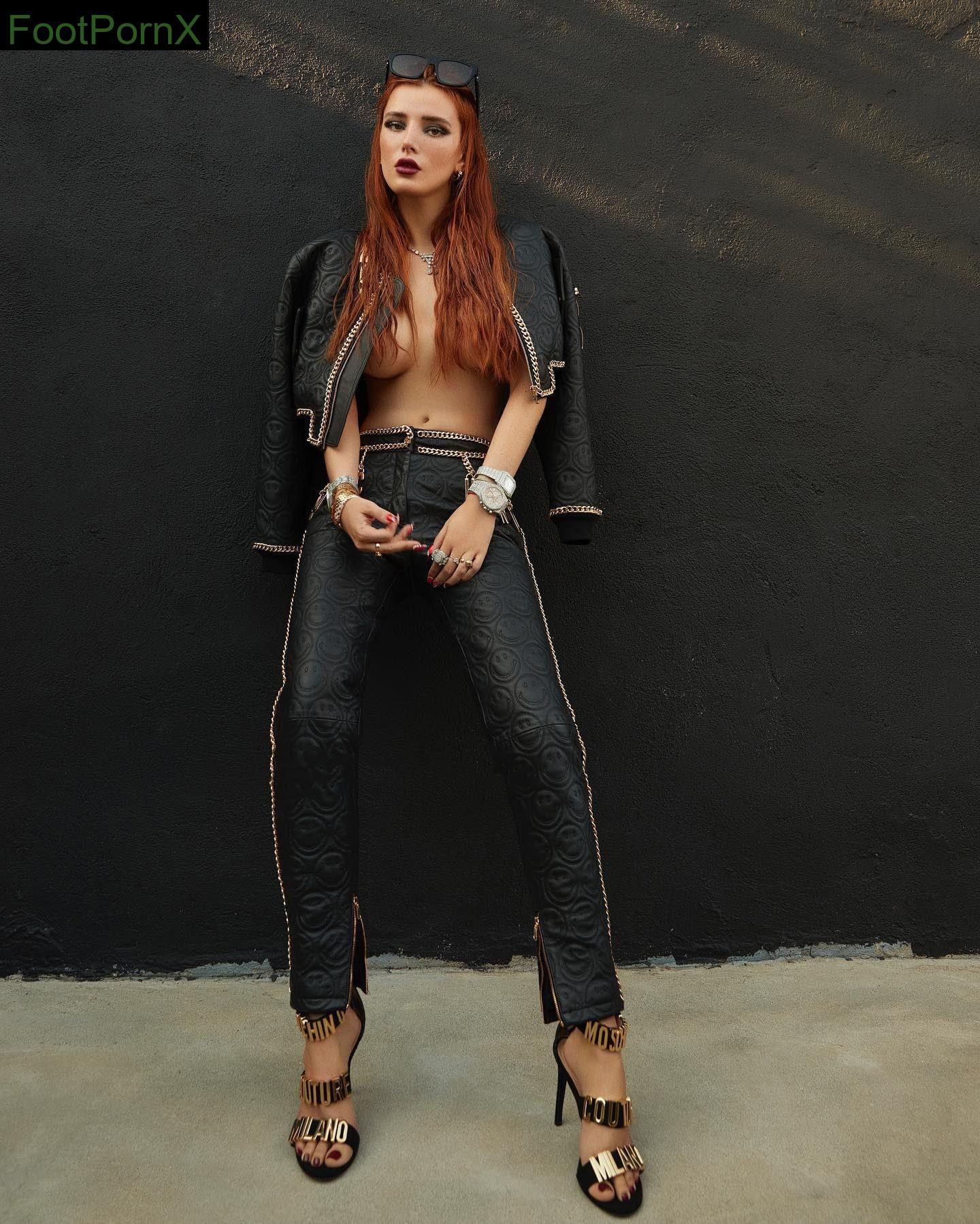 bella thorne feet photo 5