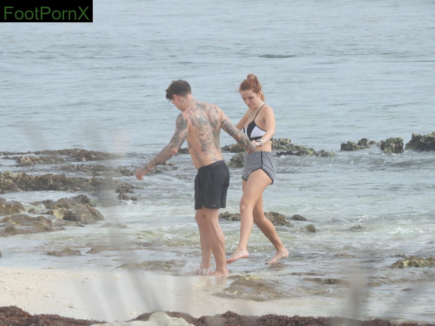 bella thorne feet photo 13