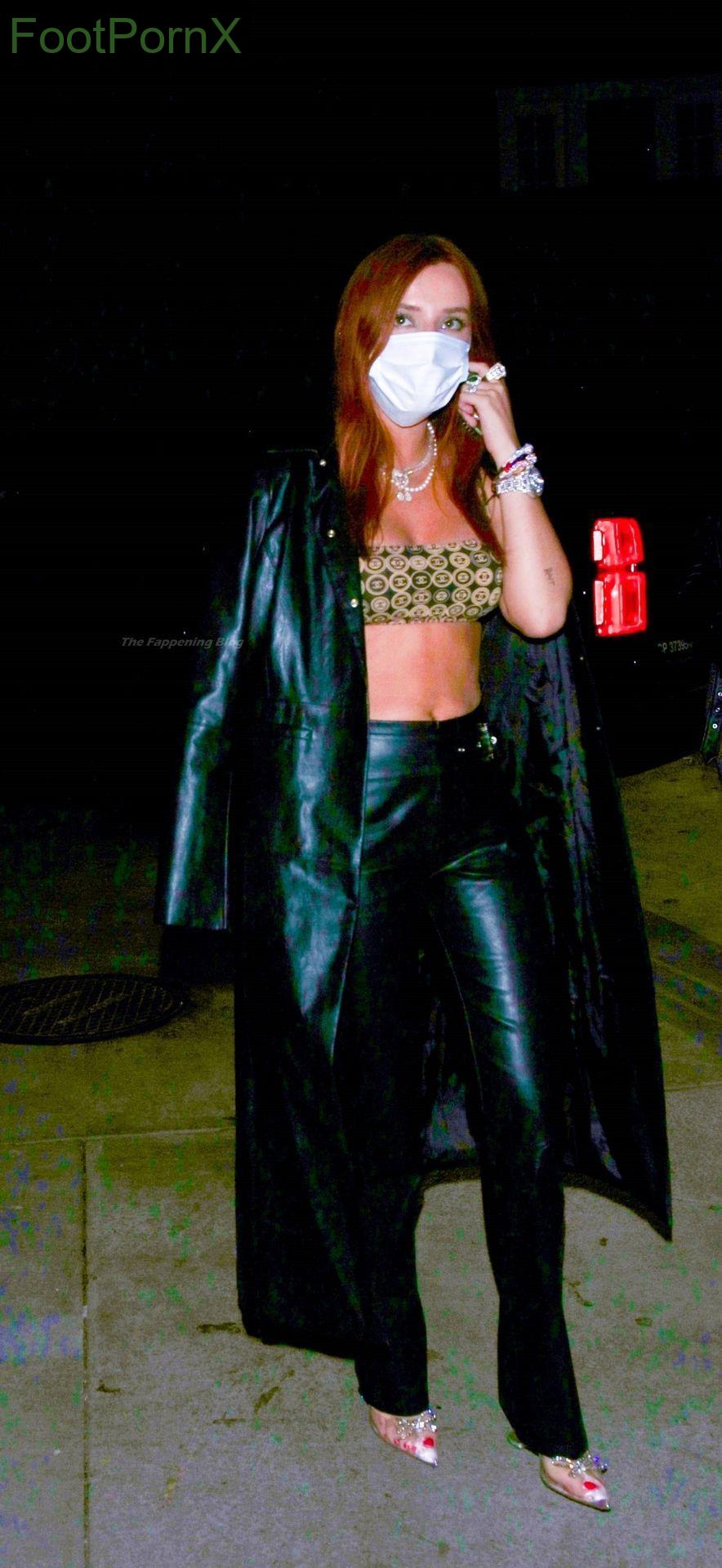 bella thorne feet photo 14