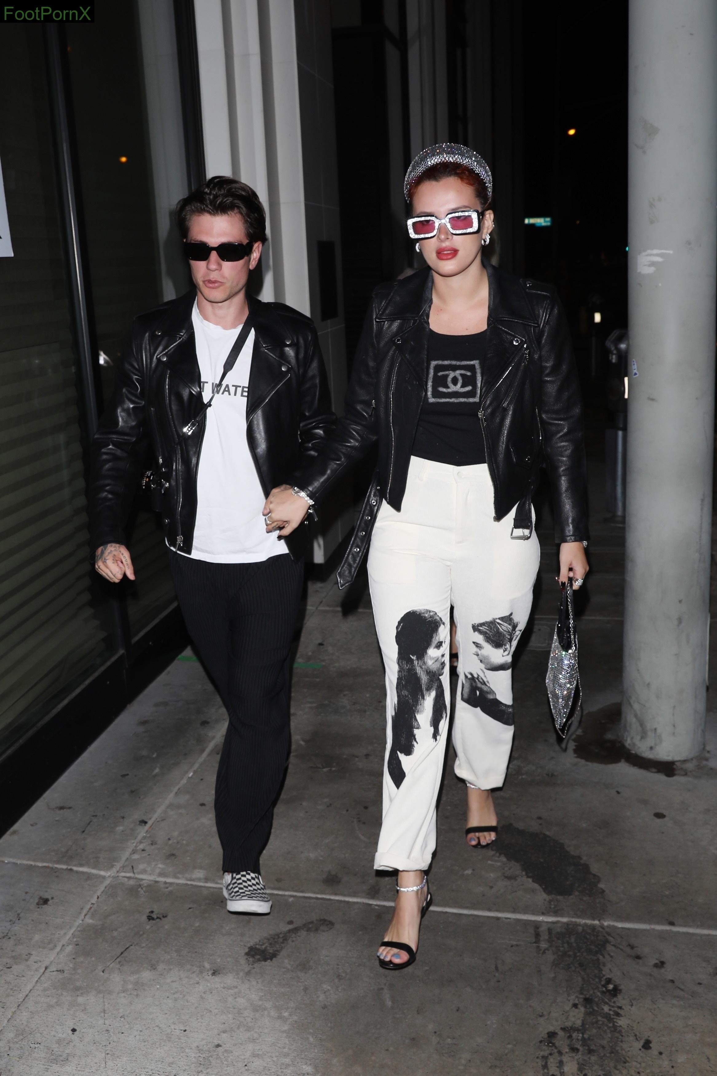 bella thorne feet photo 1