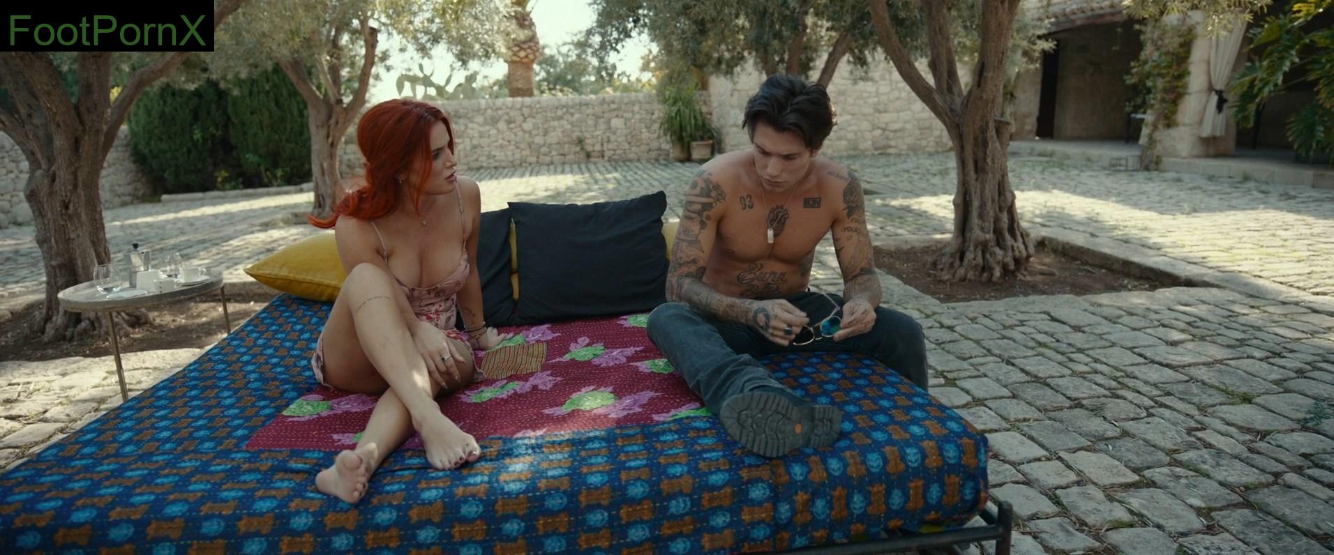 bella thorne feet photo 24