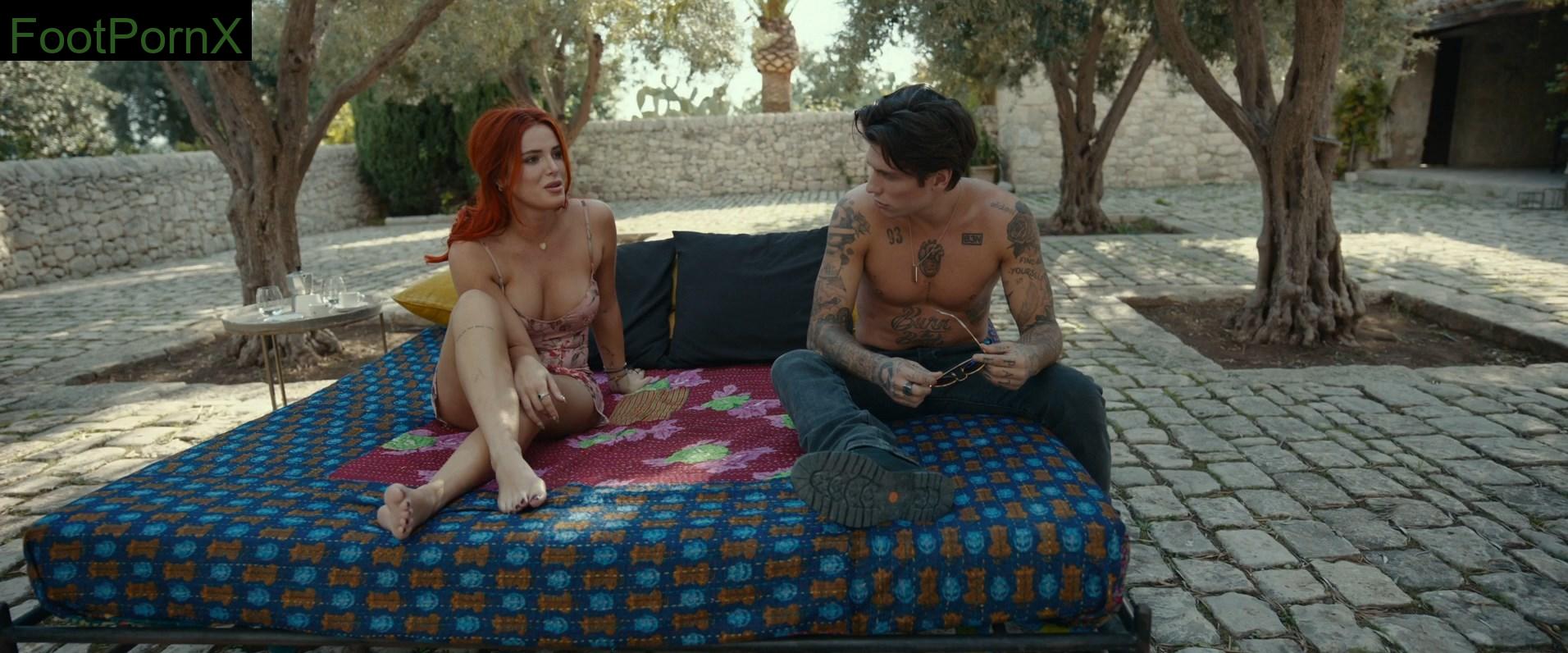 bella thorne feet photo 20