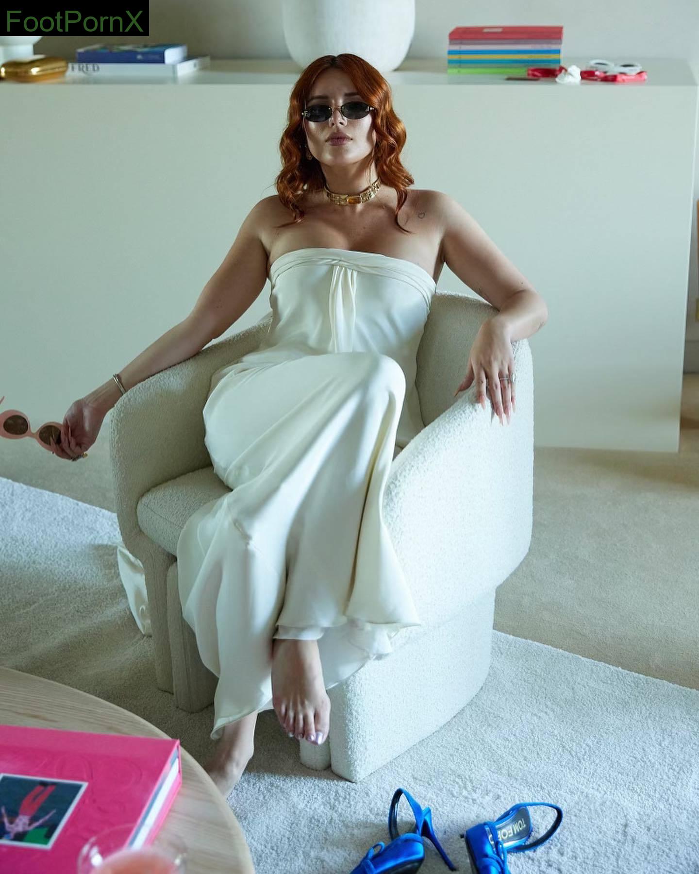 bella thorne feet photo 6