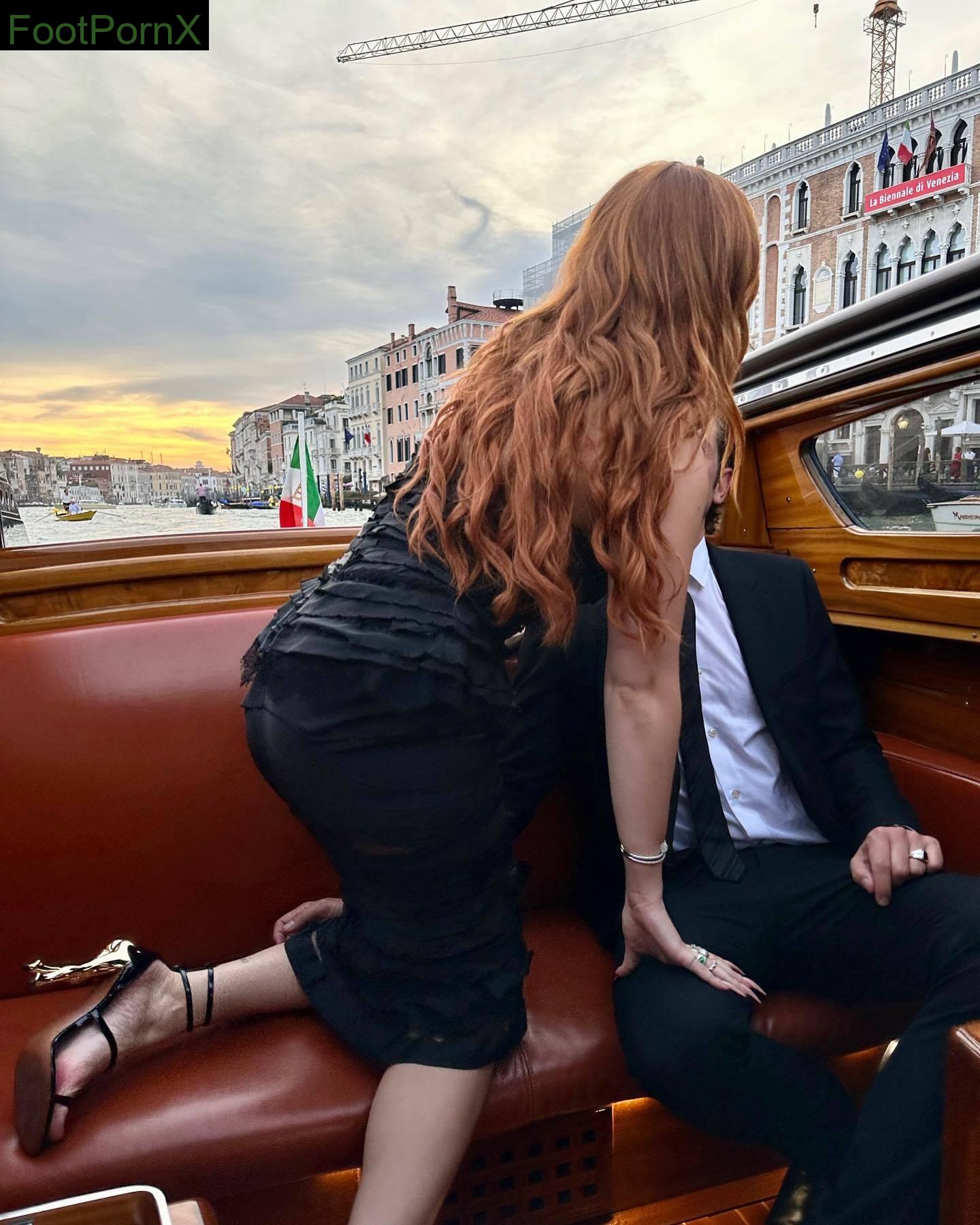 bella thorne feet photo 8