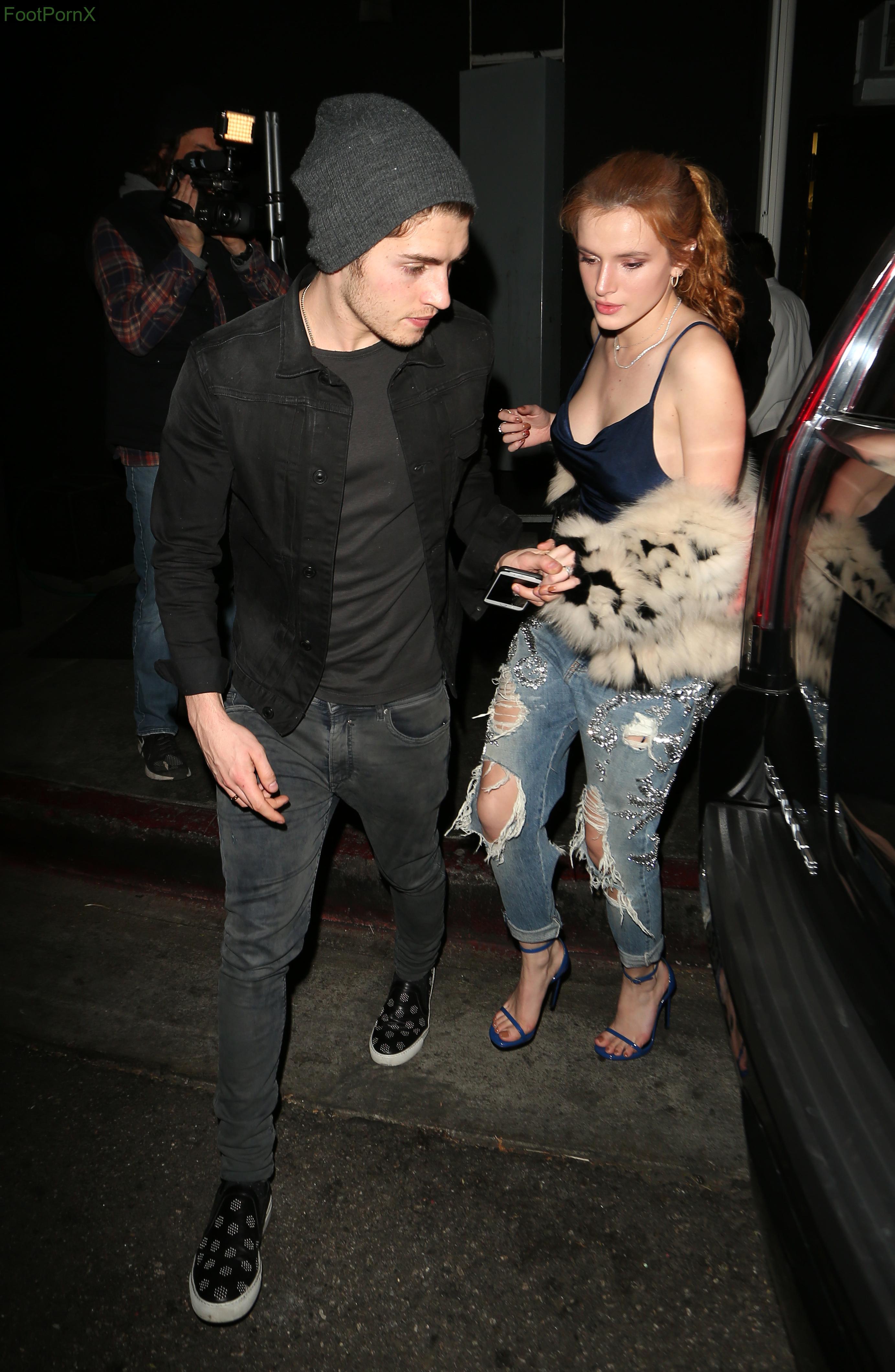 bella thorne feet photo 21