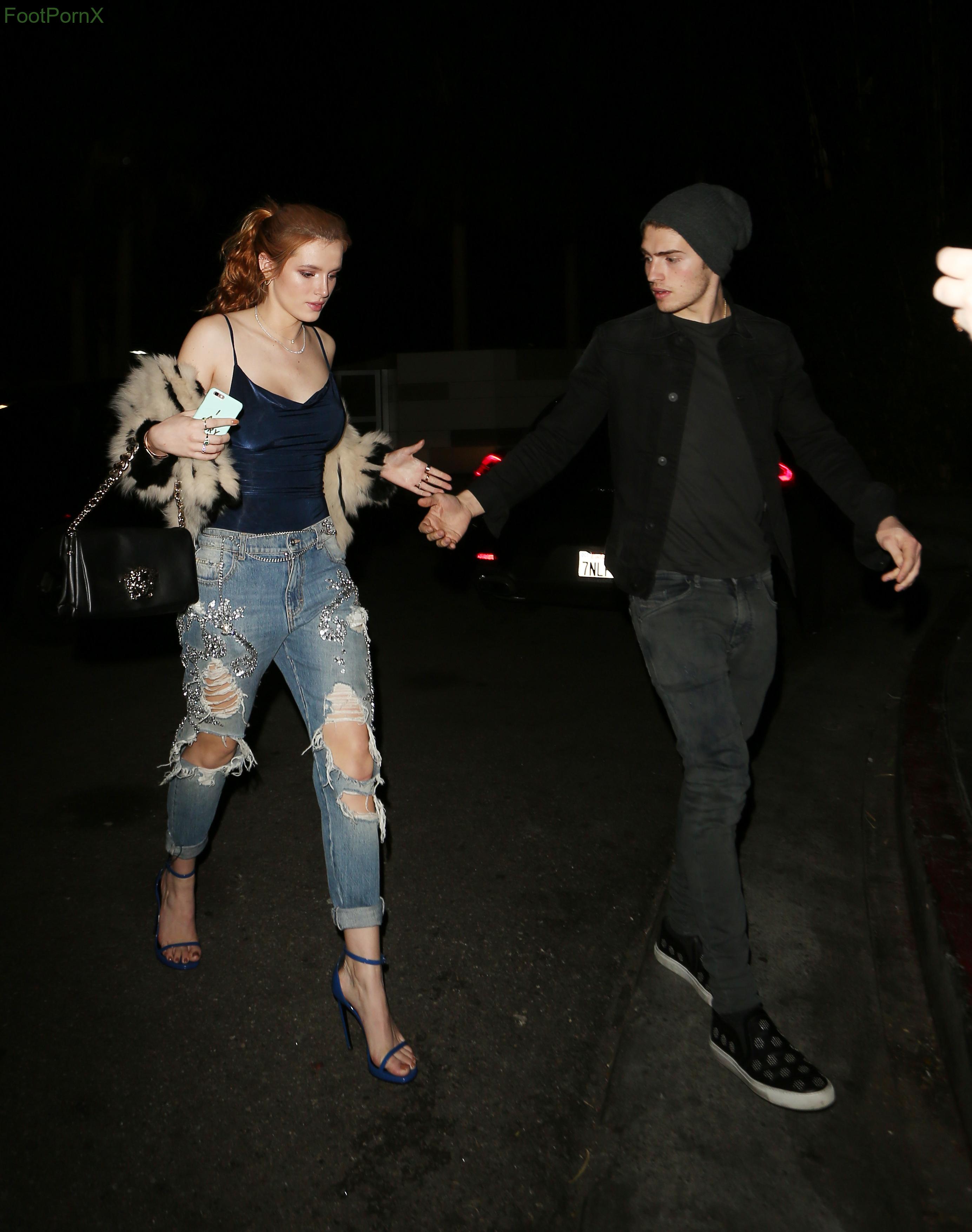 bella thorne feet photo 1