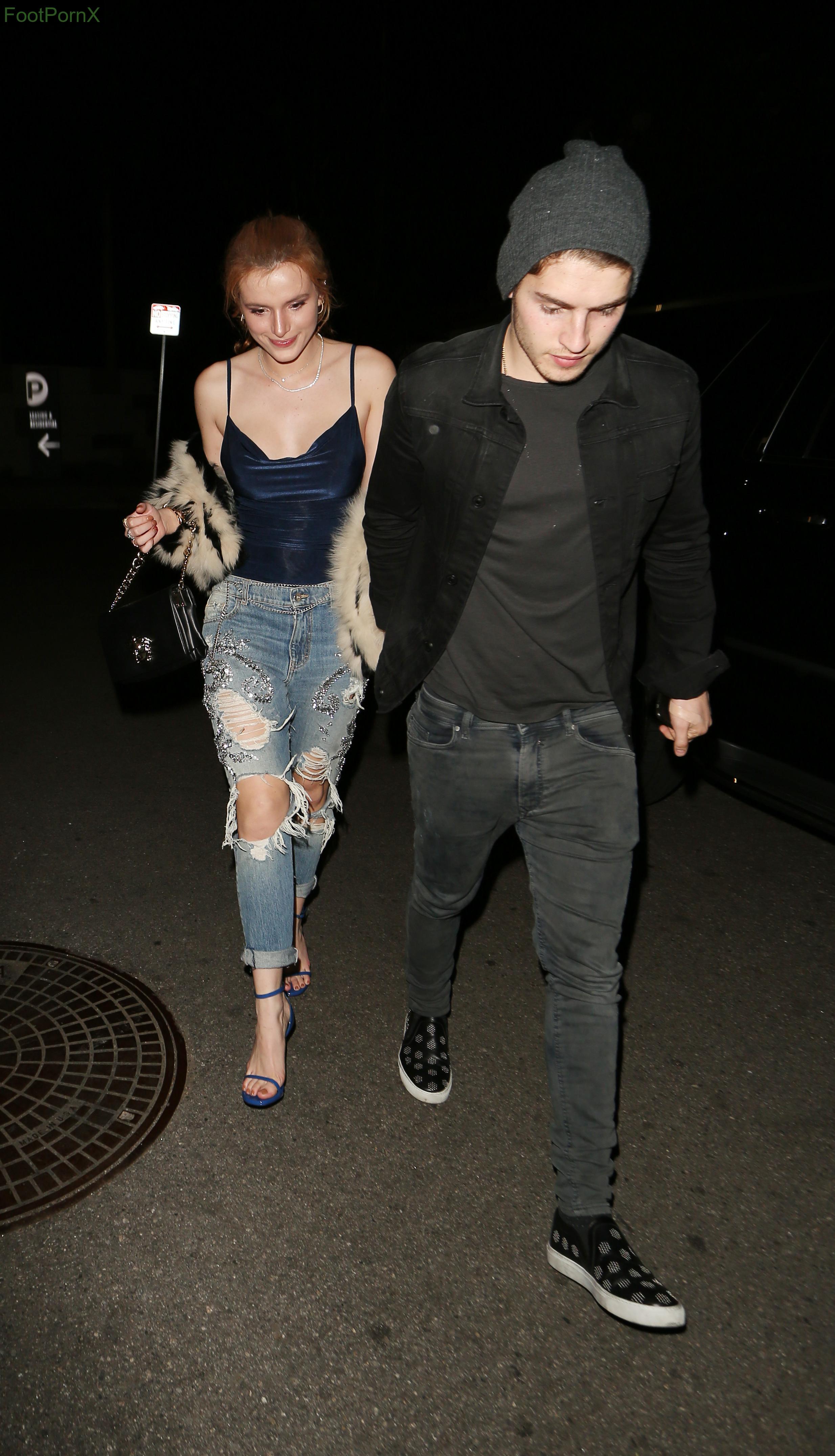 bella thorne feet photo 13