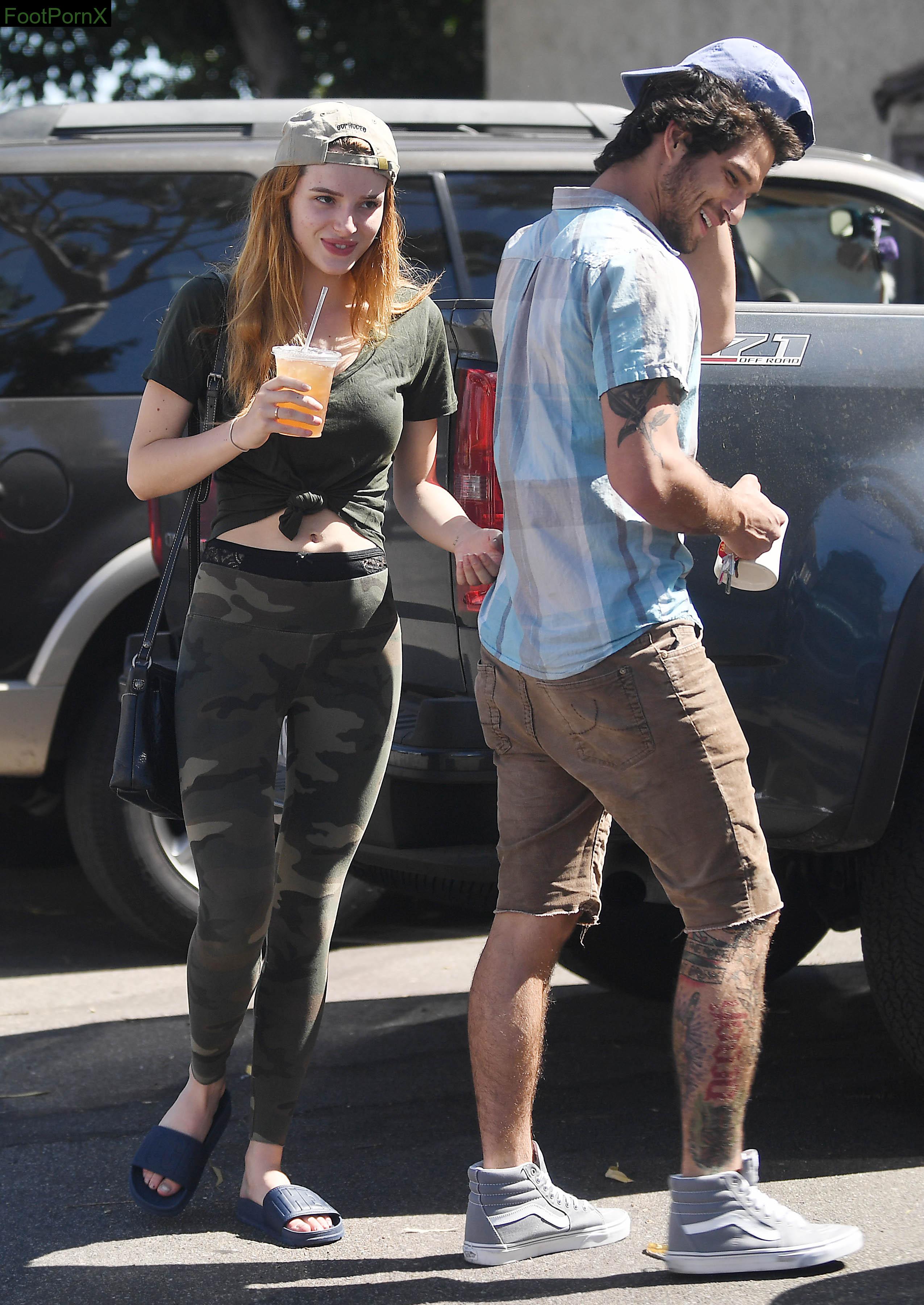 bella thorne feet photo 5