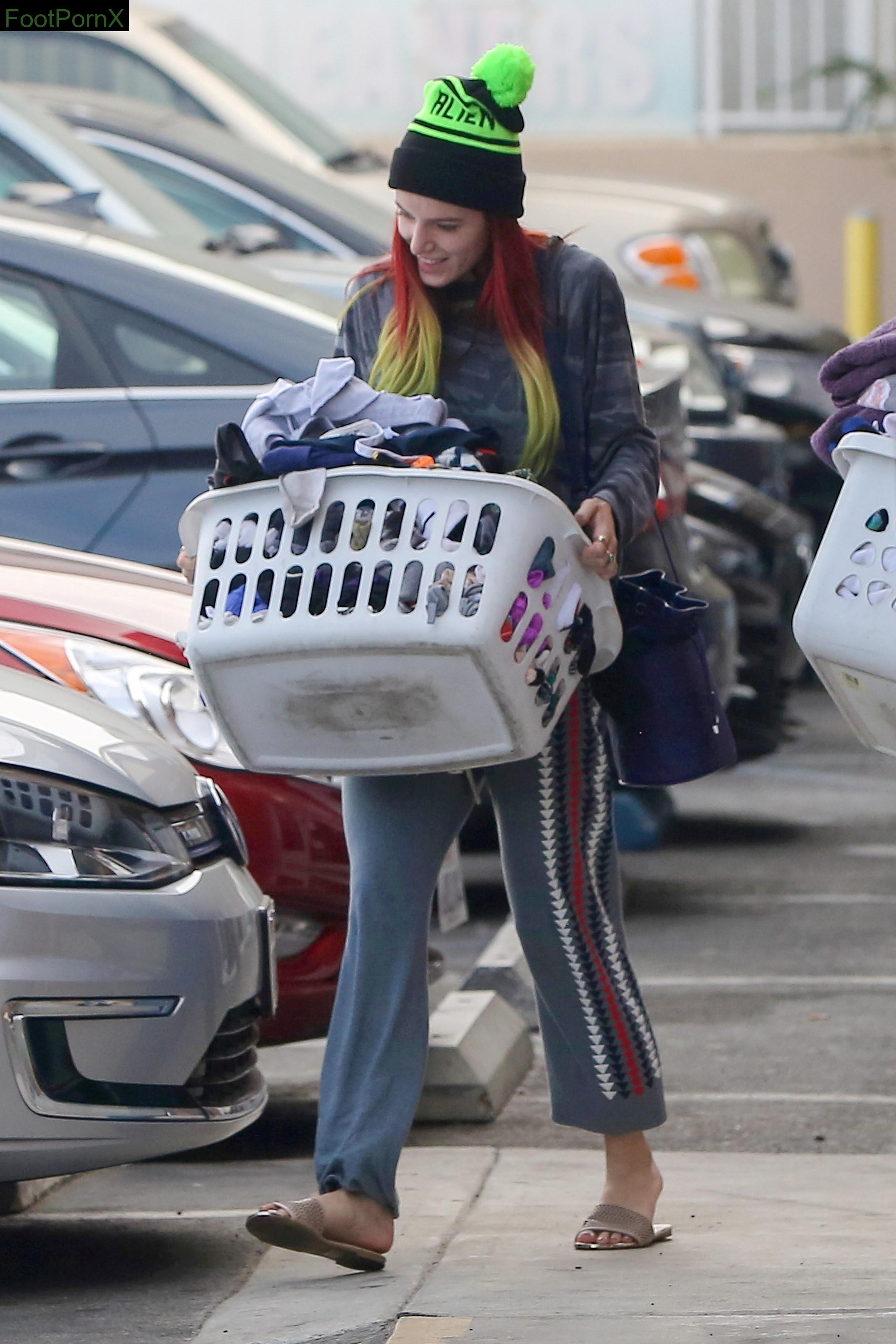 bella thorne feet photo 24