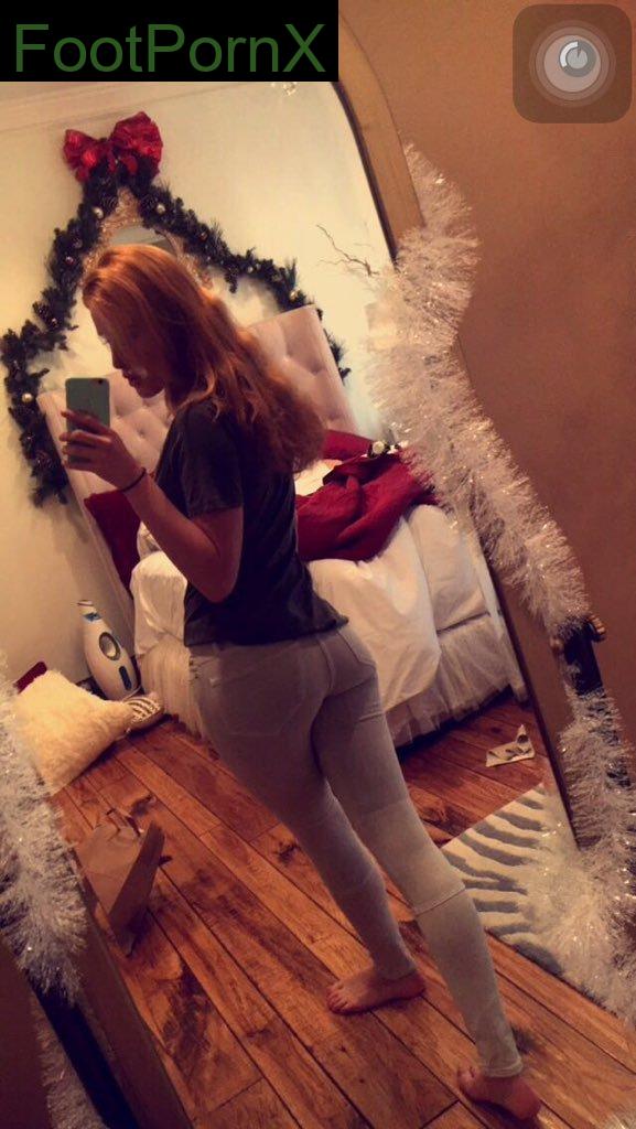 bella thorne feet photo 11