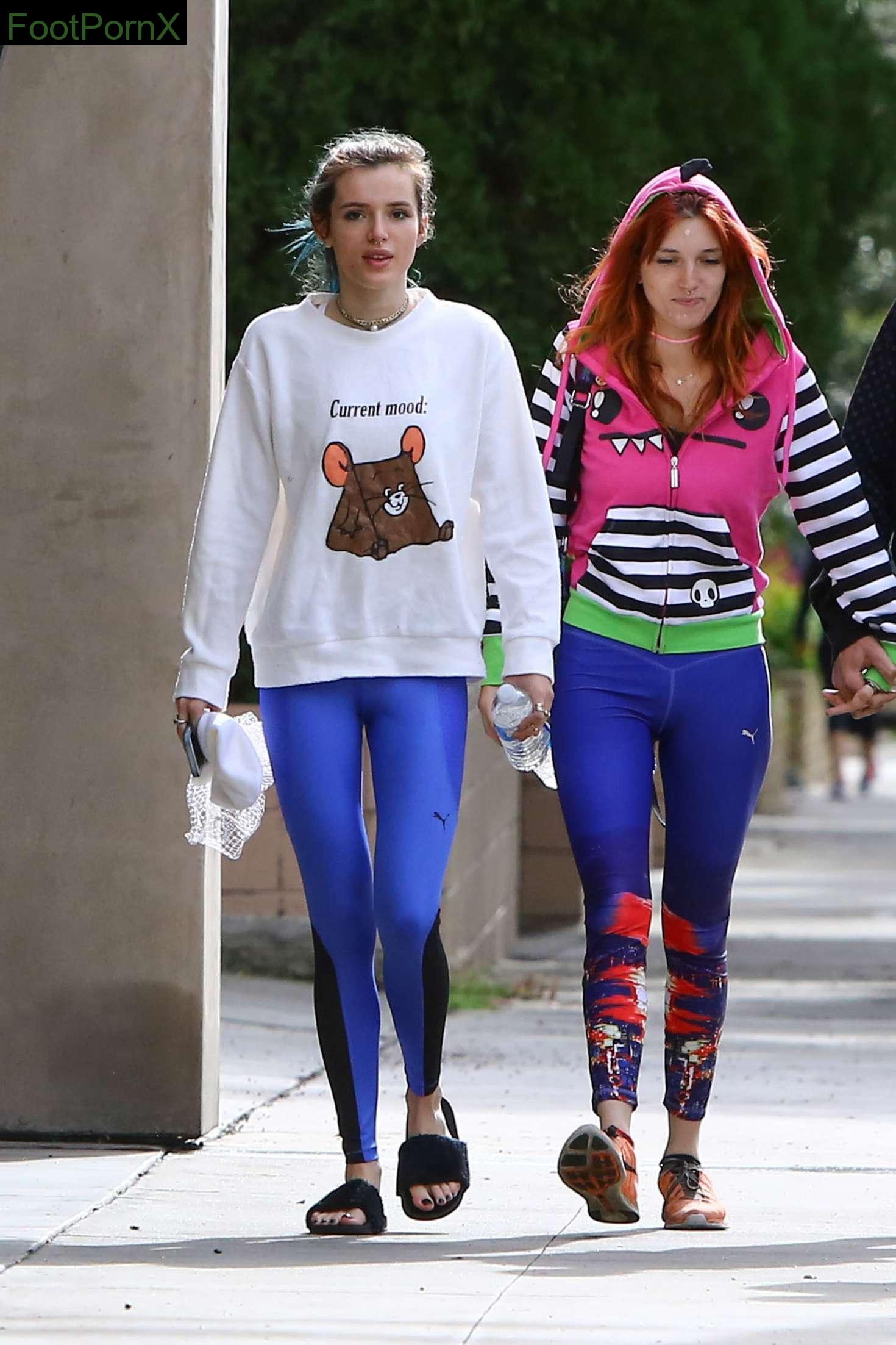 bella thorne feet photo 21