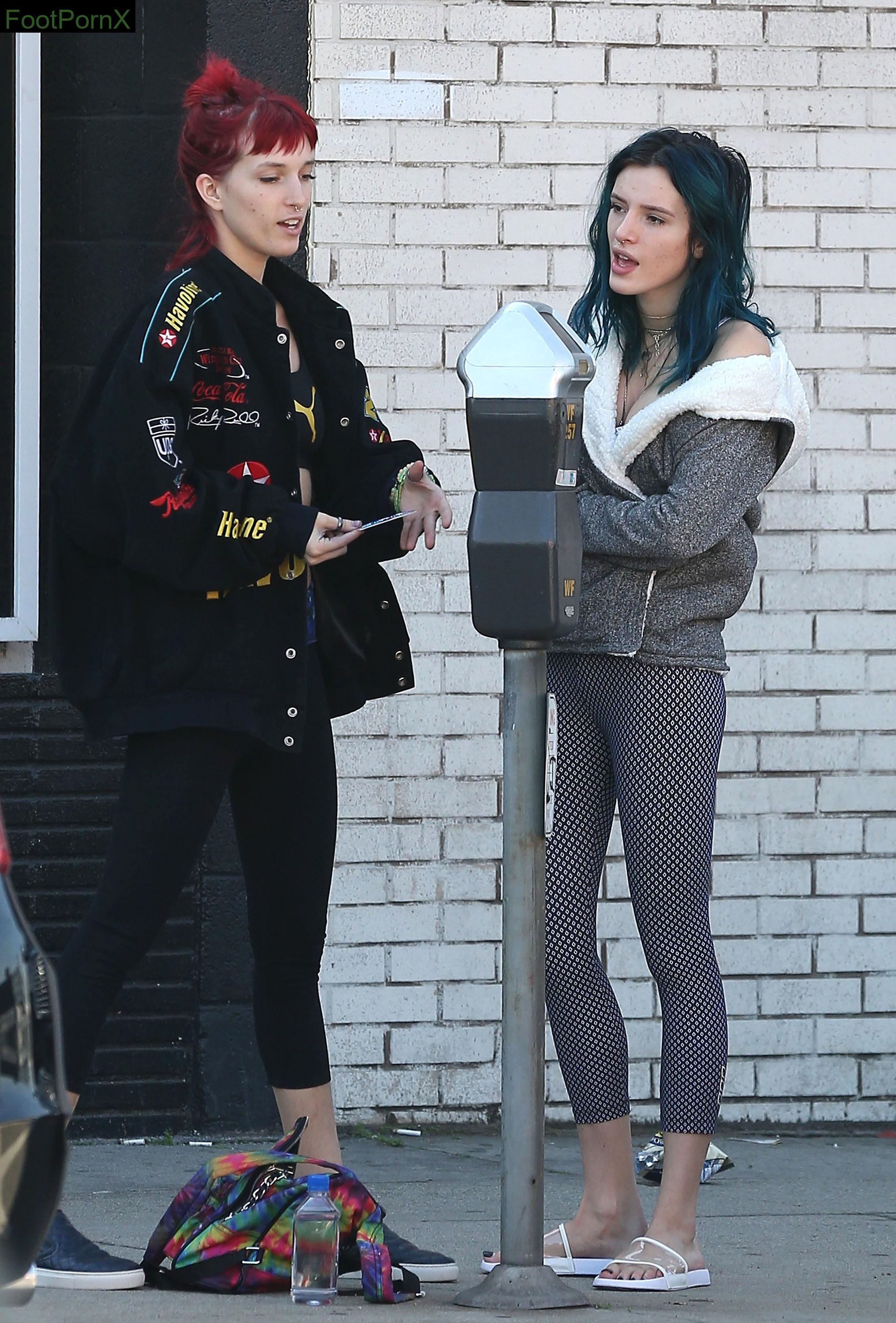bella thorne feet photo 13