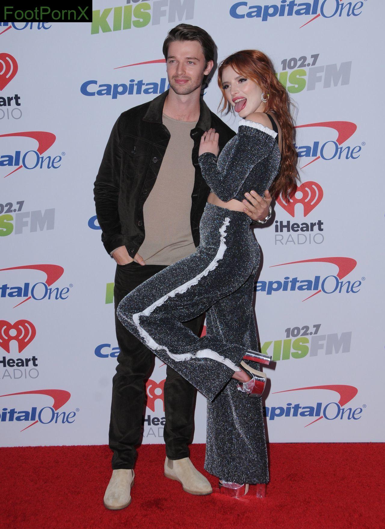 bella thorne feet photo 14