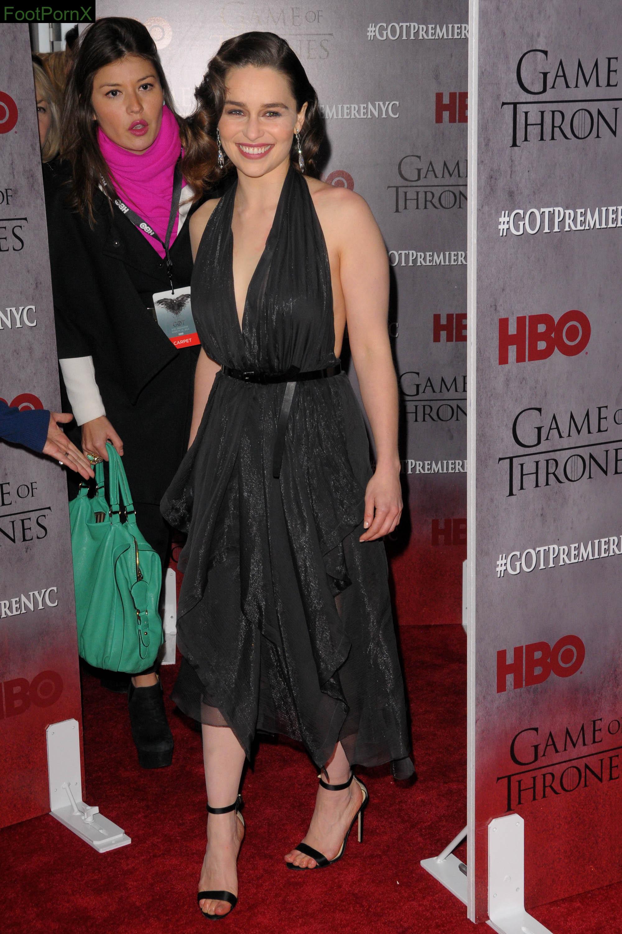 emilia clarke feet photo 1