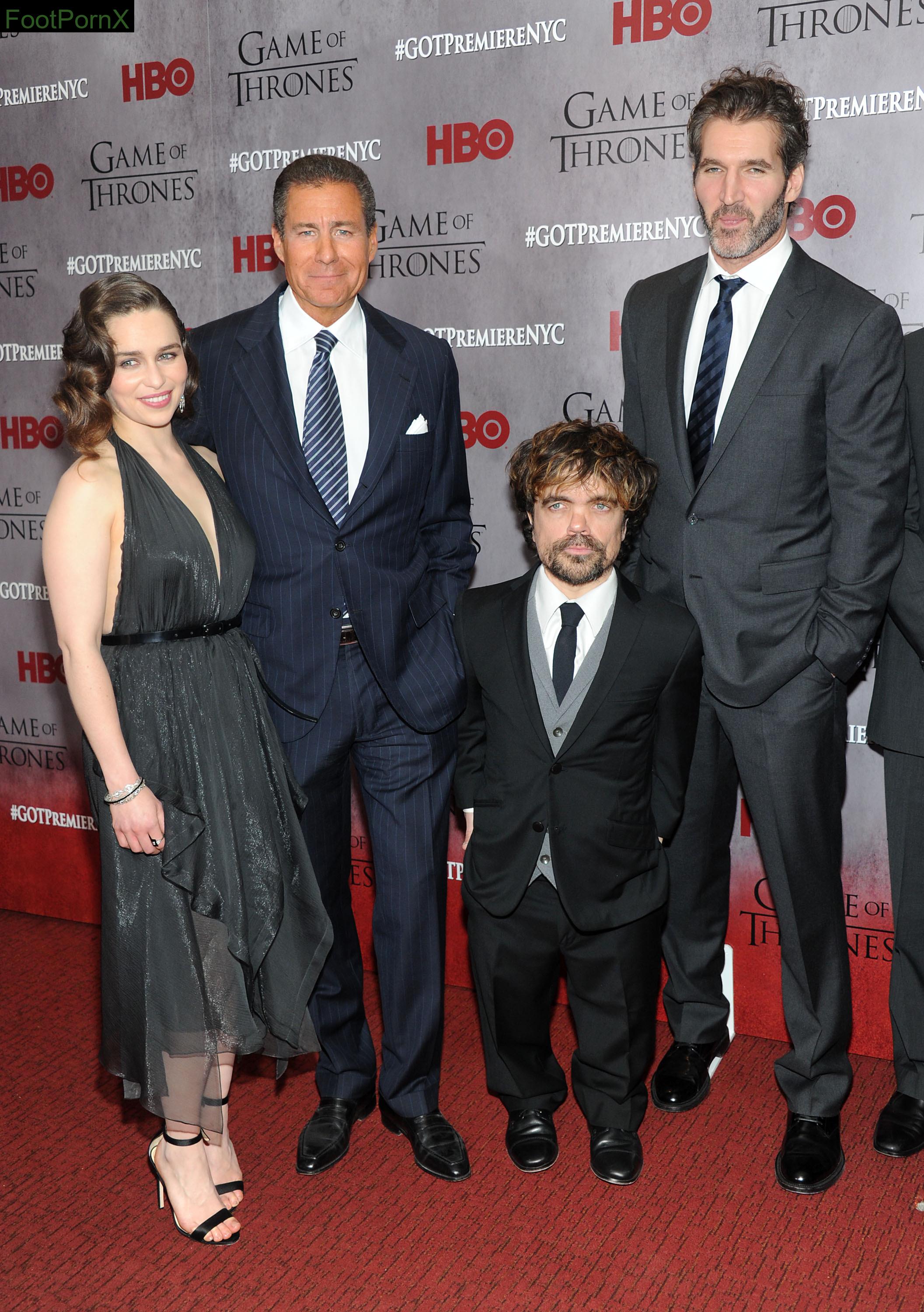 emilia clarke feet photo 17