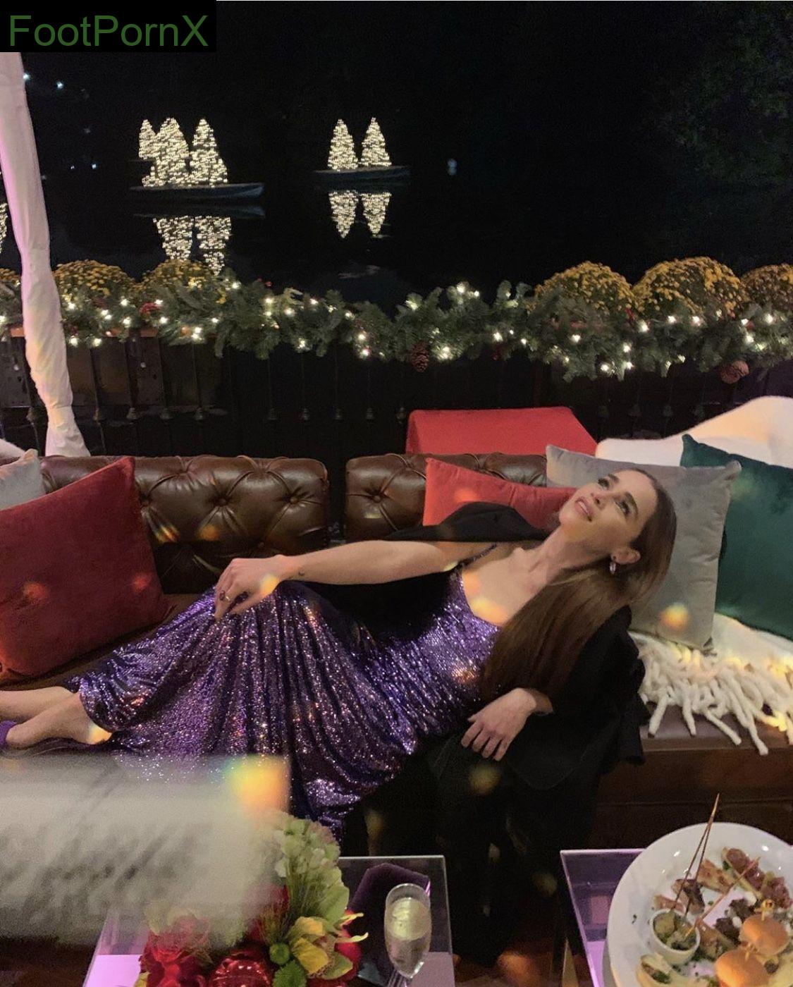 emilia clarke feet photo 4