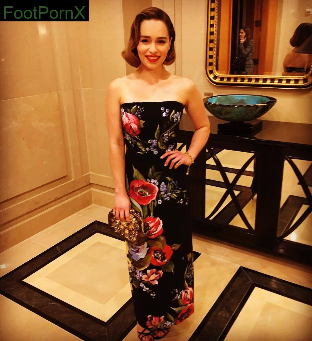 emilia clarke feet photo 12