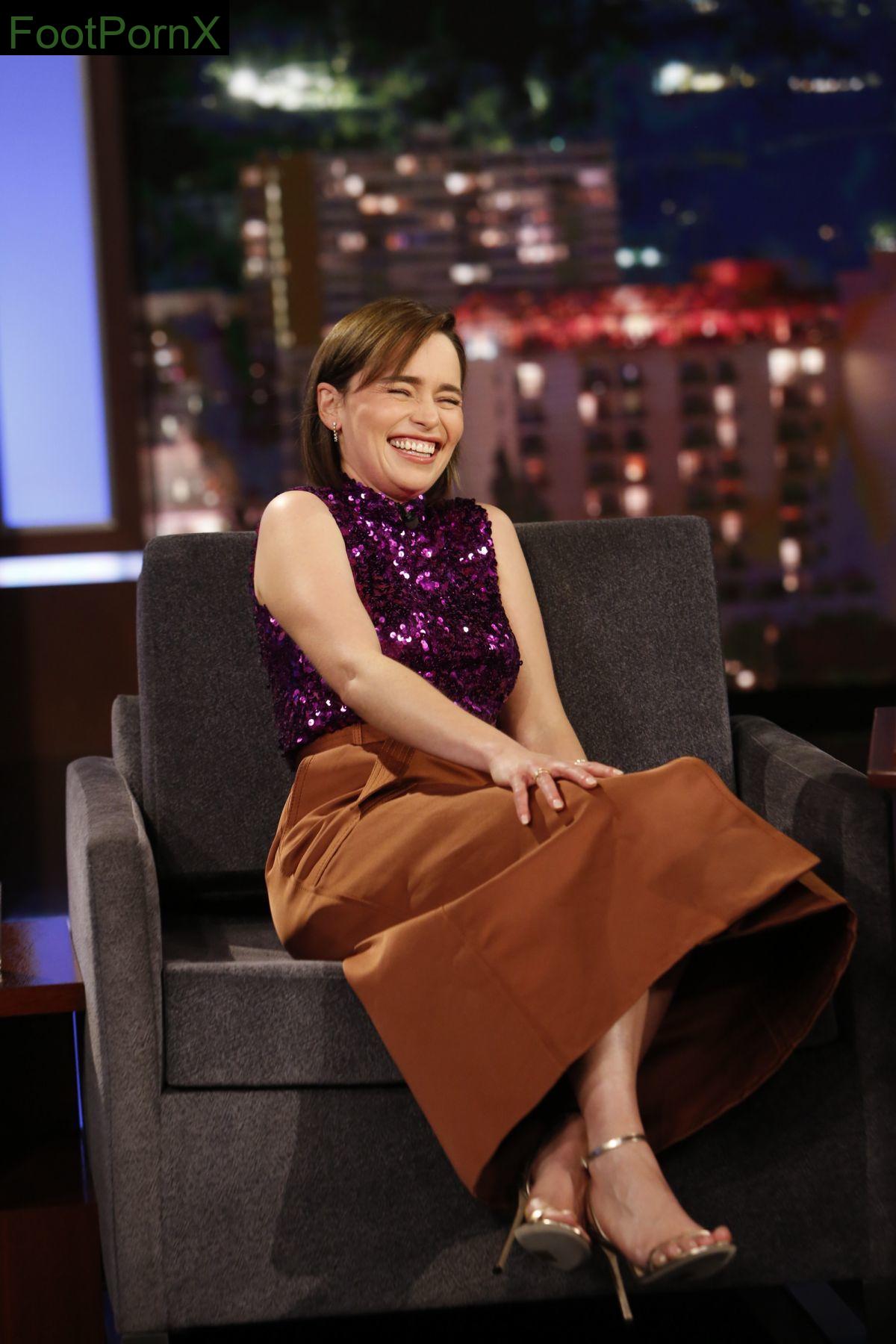 emilia clarke feet photo 2