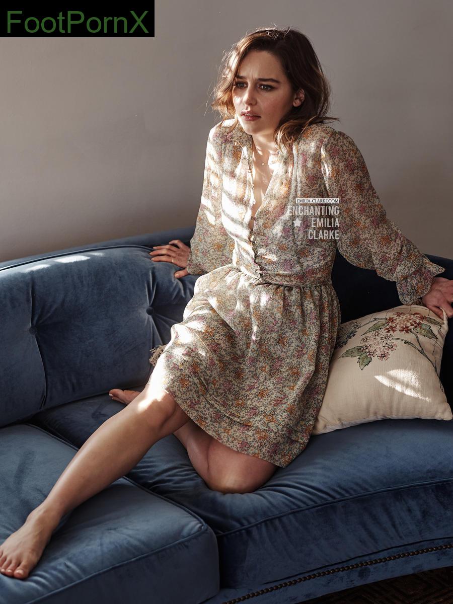 emilia clarke feet photo 20