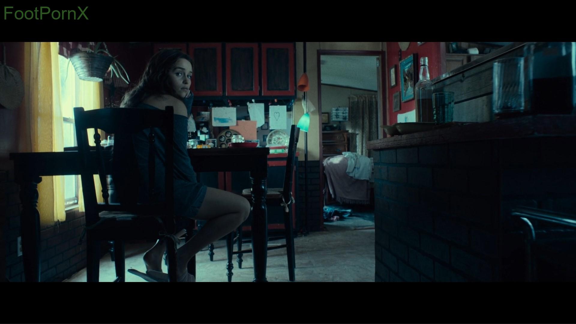 emilia clarke feet photo 12