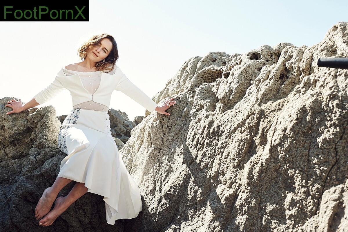 emilia clarke feet photo 24