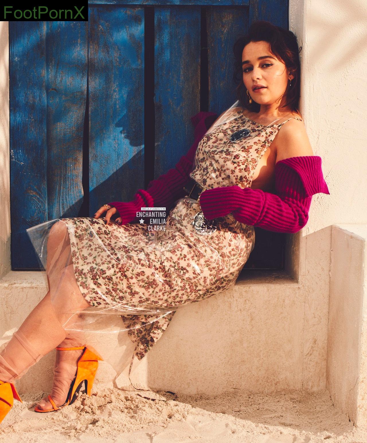 emilia clarke feet photo 13