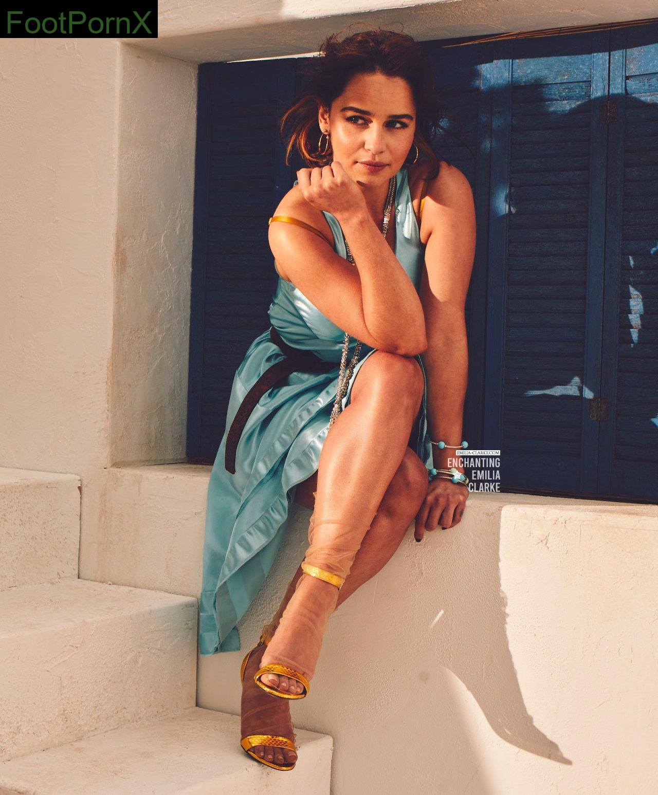 emilia clarke feet photo 18