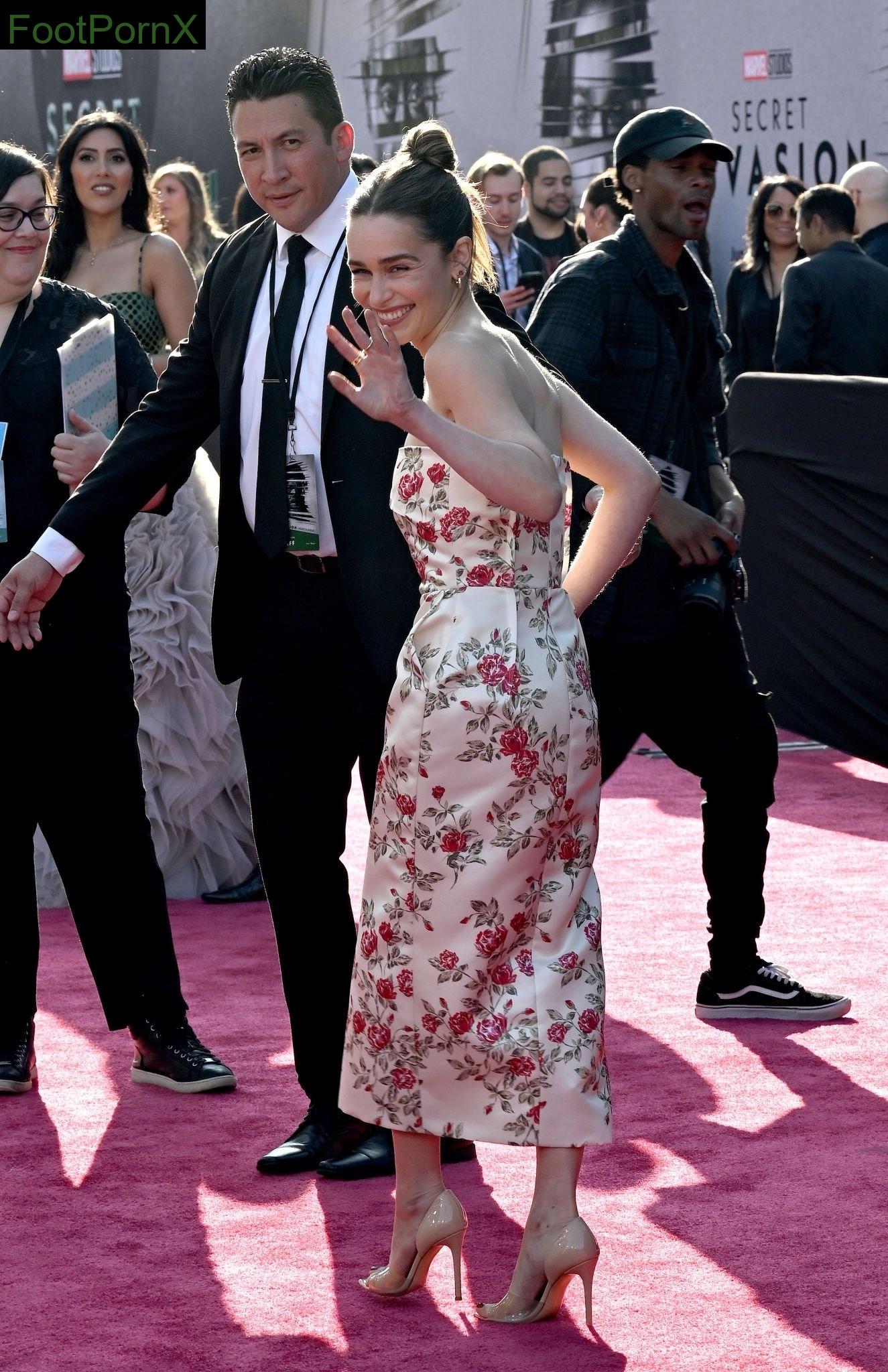 emilia clarke feet photo 23