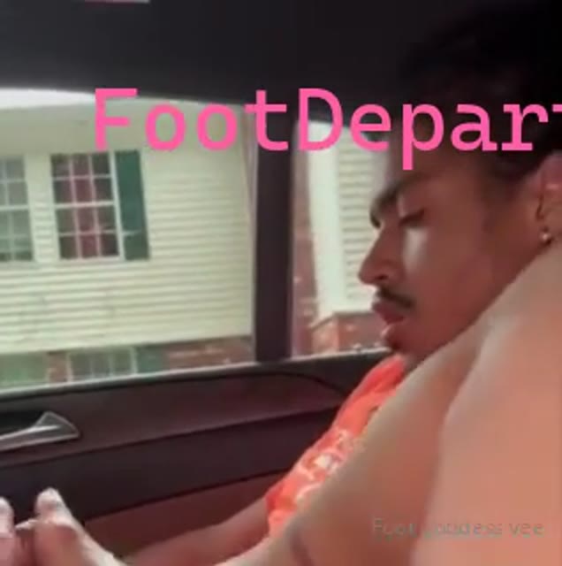 foot_goddess_vee foot worship