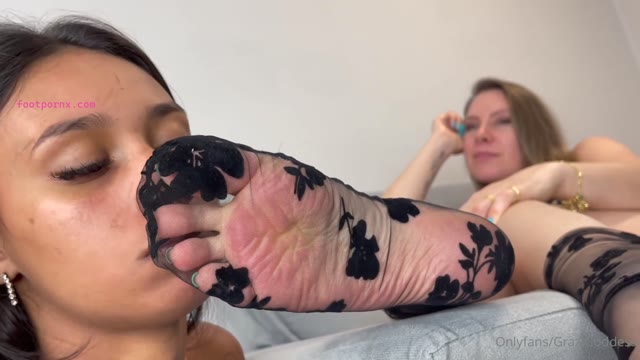 grazigoddess foot worship brazilian foot goddess 14