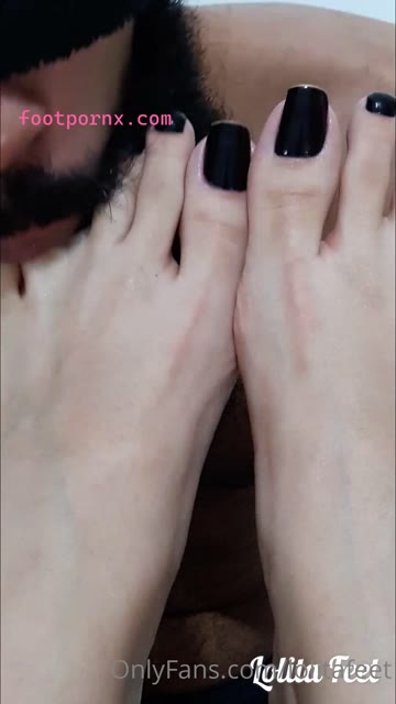 thefeetoflola footjob sexy latina feet with her boyfriend 11