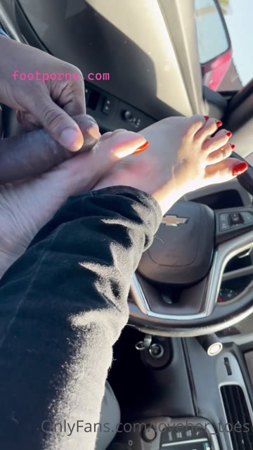 loveher_toes good footjob sessions 2